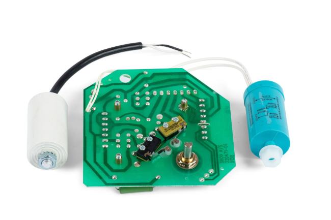 Big Dutchman Плата 230В для двигателя лебедки CL-75. 60-40-2920